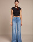 Large width jeans- Loca