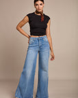 Large width jeans- Loca