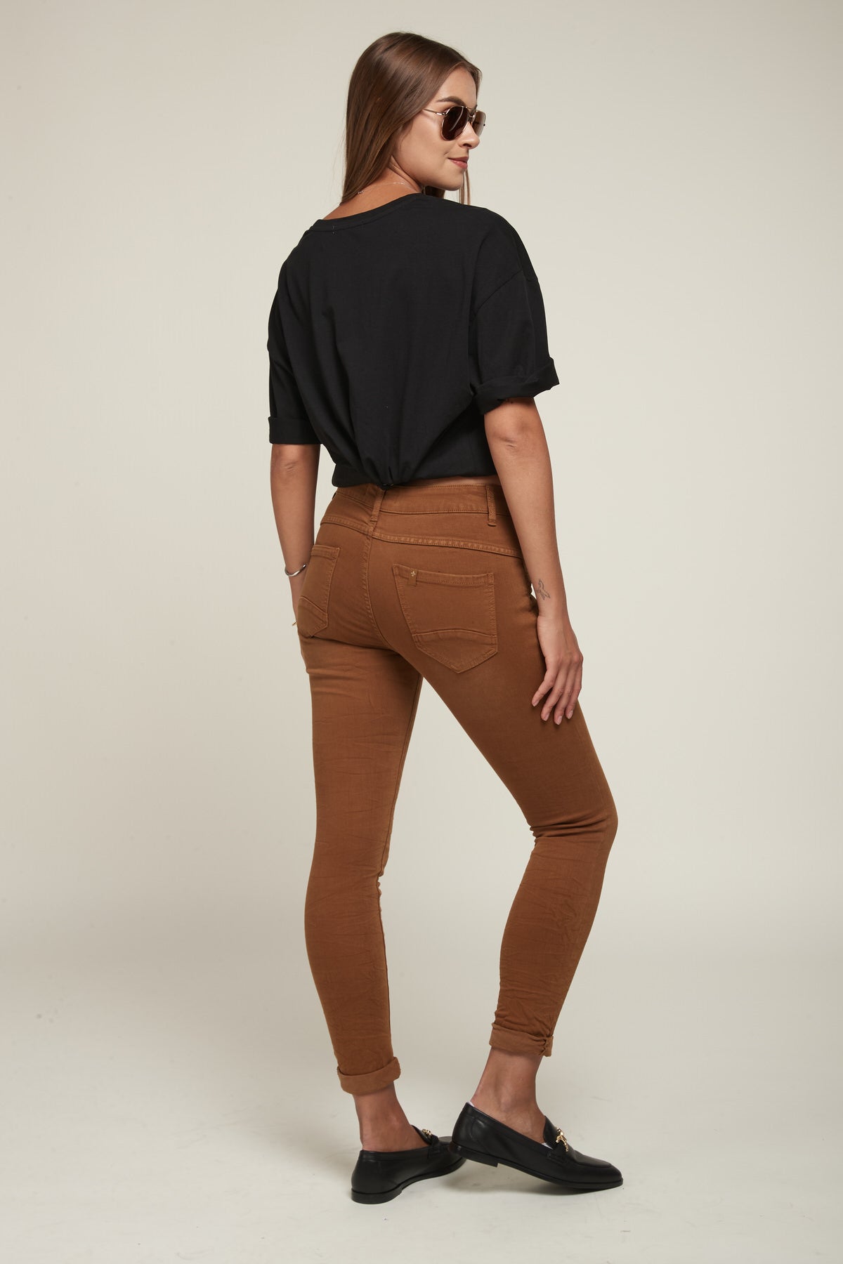 Crushed pants with buttons - Channée