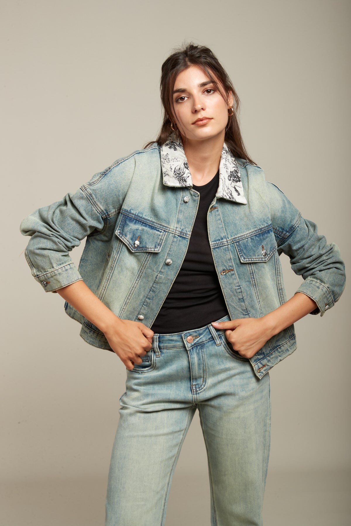 Blouson en jean imprimé satin - Cloud