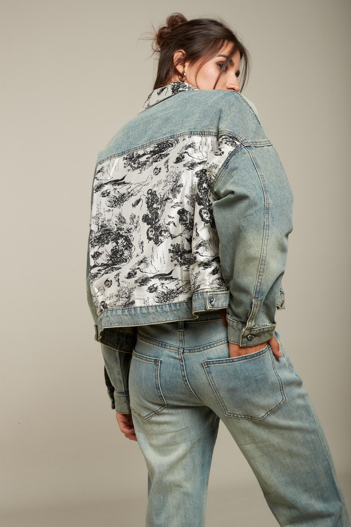 Blouson en jean imprimé satin - Cloud